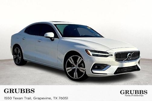2022 Volvo S60 B5 Inscription