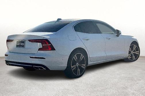 2022 Volvo S60 B5 Inscription