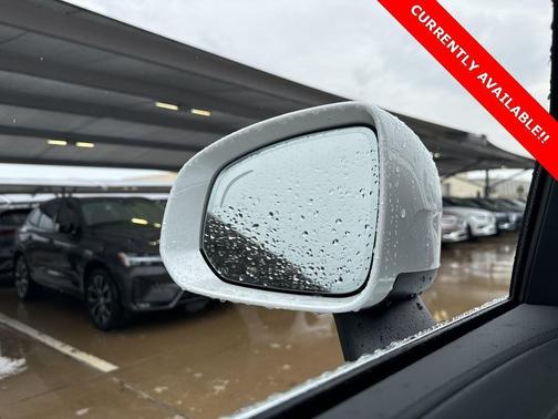 2025 Volvo XC90 B6 Ultra