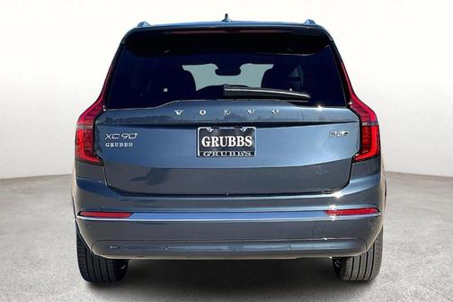 2026 Volvo XC90 B5 Ultra 6-Seater