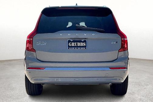 2025 Volvo XC90 B6 Core