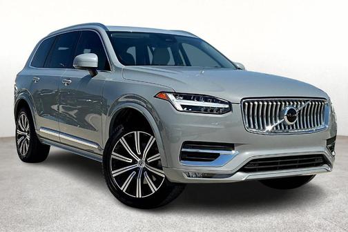 2025 Volvo XC90 B6 Core