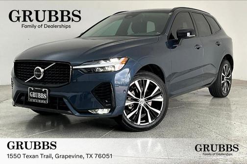 2023 Volvo XC60 B5 Plus Dark Theme