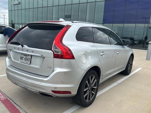 2016 Volvo XC60 T5 Premier