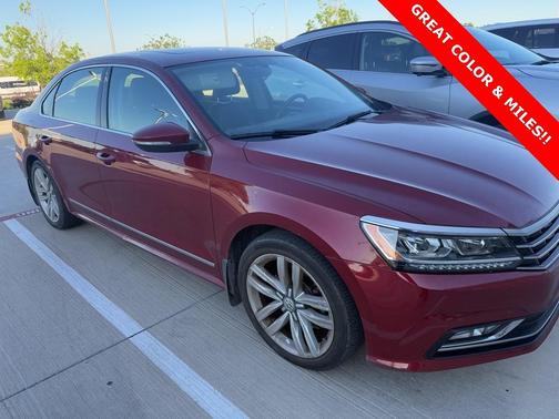 2017 Volkswagen Passat 1.8T SE w/Technology