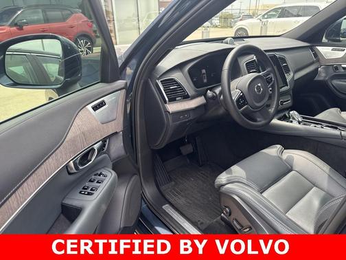 2023 Volvo XC90 Recharge Plug-In Hybrid T8 Ultimate Bright Theme 7-Seater