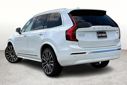 2026 Volvo XC90 B6 Ultra 7-Seater
