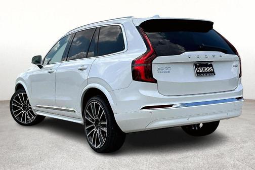 2026 Volvo XC90 B6 Ultra 7-Seater