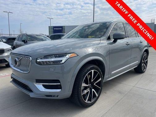 2025 Volvo XC90 B6 Plus 7 Passenger