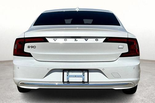 2024 Volvo S90 Recharge Plug-In Hybrid T8 Ultimate