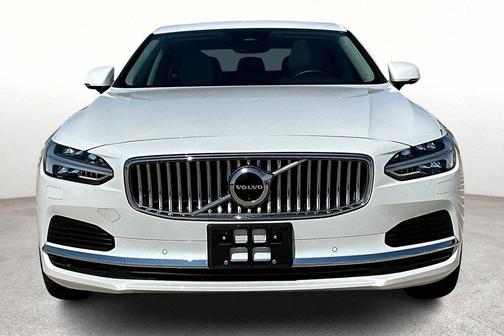 2024 Volvo S90 Recharge Plug-In Hybrid T8 Ultimate