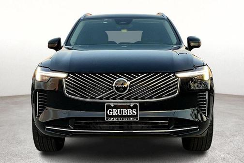 2025 Volvo XC90 B6 Plus 7-Seater