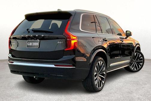 2025 Volvo XC90 B6 Plus 7-Seater