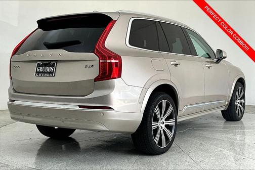 2023 Volvo XC90 B6 Ultimate 6-Seater