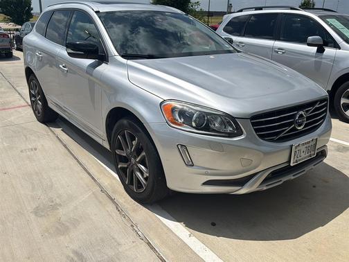2017 Volvo XC60 T6 Dynamic