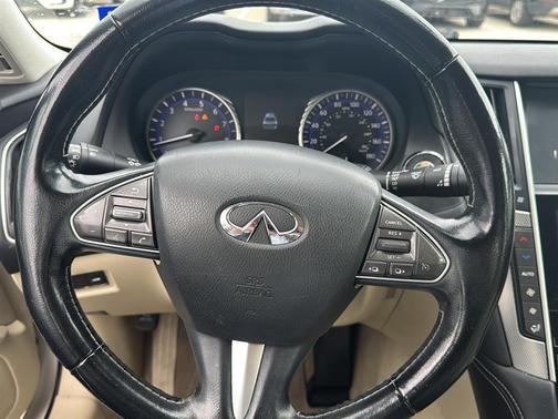 2014 INFINITI Q50 Premium