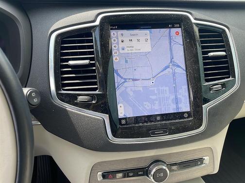 2023 Volvo XC90 B6 Plus 6-Seater
