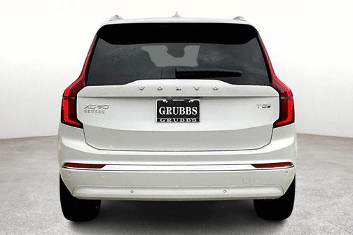 2025 Volvo XC90 Plug-In Hybrid T8 Core 7-Seater
