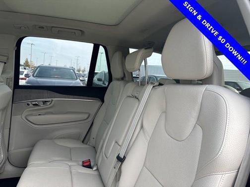 2025 Volvo XC90 B6 Plus 7 Passenger