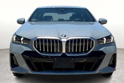 2025 BMW 530 i xDrive