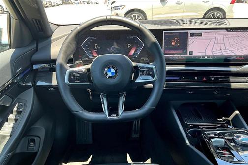 2025 BMW 530 i xDrive