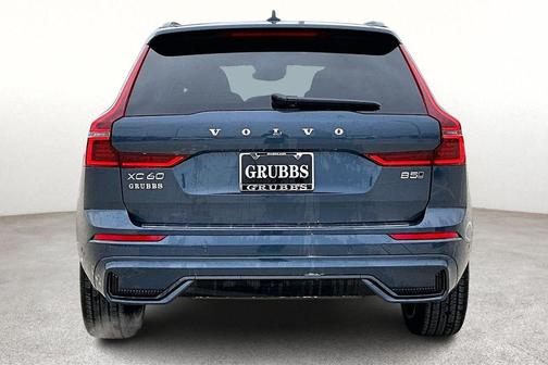 2026 Volvo XC60 B5 Ultra