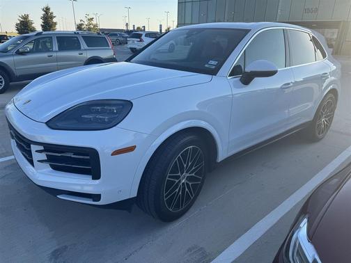 2024 Porsche Cayenne Base