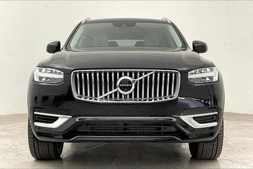 2022 Volvo XC90 Recharge Plug-In Hybrid T8 Inscription Extended Range 7P