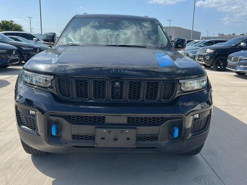 2023 Jeep Grand Cherokee 4xe Trailhawk