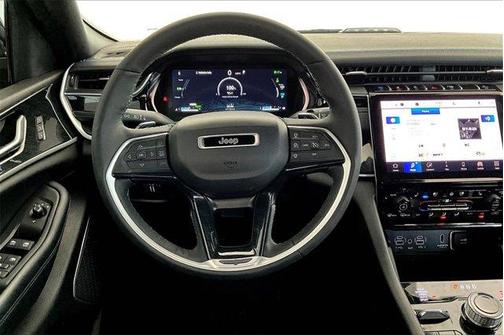 2023 Jeep Grand Cherokee 4xe Trailhawk