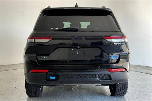 2023 Jeep Grand Cherokee 4xe Trailhawk