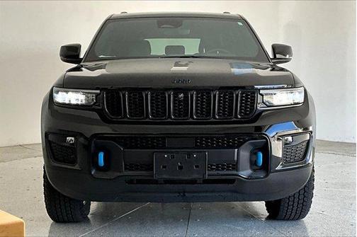 2023 Jeep Grand Cherokee 4xe Trailhawk