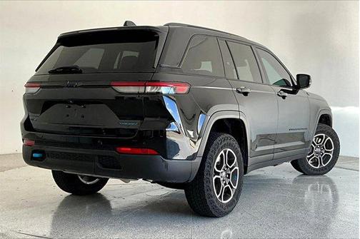 2023 Jeep Grand Cherokee 4xe Trailhawk