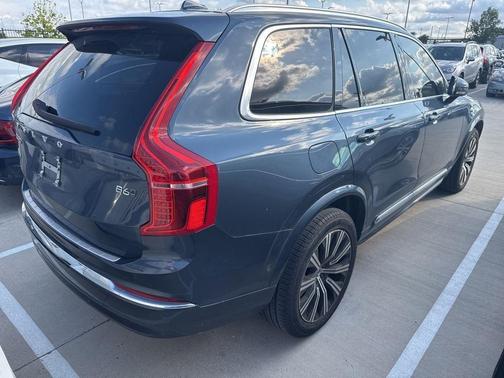 2024 Volvo XC90 B6 Plus Bright Theme 7-Seater