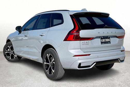 2026 Volvo XC60 B5 Core
