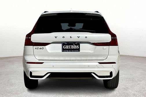 2024 Volvo XC60 Recharge Plug-In Hybrid T8 Ultimate Dark Theme