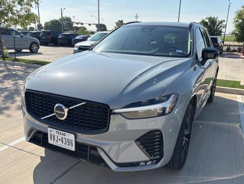 2025 Volvo XC60 B5 Core