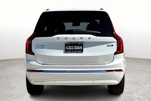 2025 Volvo XC90 PLUS