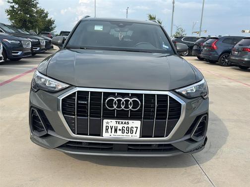 2022 Audi Q3 45 S line Premium