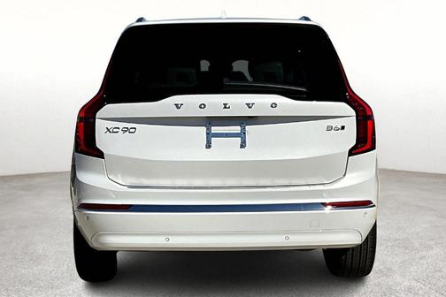 2026 Volvo XC90 B6 Ultra 7-Seater