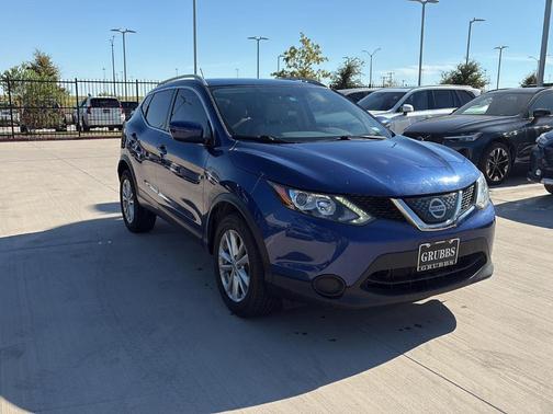 2018 Nissan Rogue Sport SV