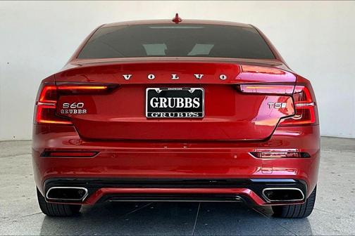 2020 Volvo S60 T5 R-Design