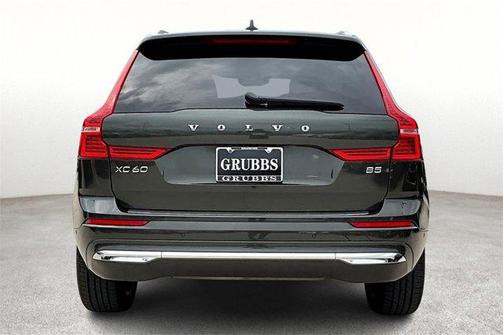 2022 Volvo XC60 B5 Inscription