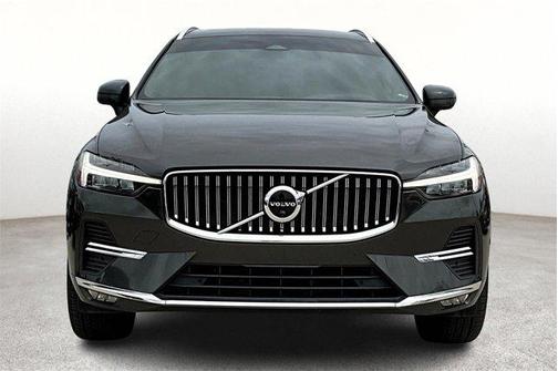 2022 Volvo XC60 B5 Inscription