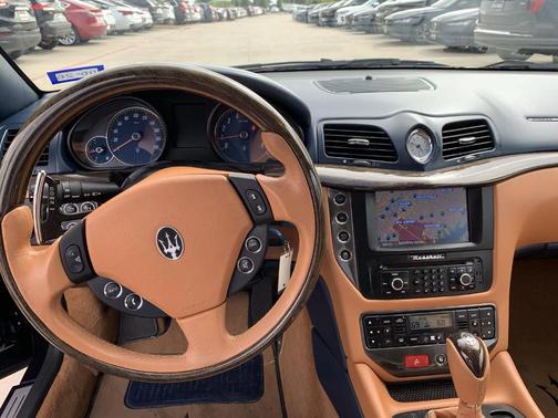 2015 Maserati GranTurismo Base