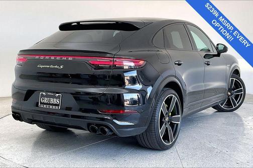 2023 Porsche Cayenne Turbo S
