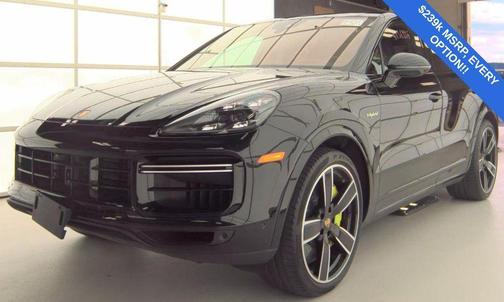 2023 Porsche Cayenne Turbo S