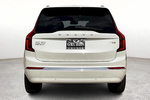 2025 Volvo XC90 Plug-In Hybrid T8 Plus 7-Seater