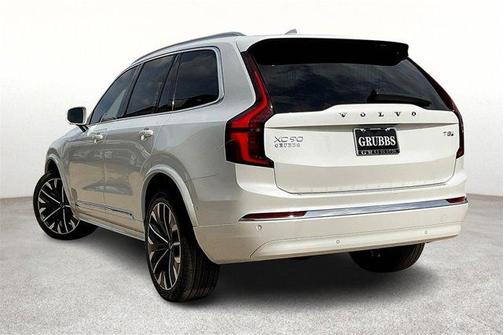 2025 Volvo XC90 Plug-In Hybrid T8 Plus 7-Seater