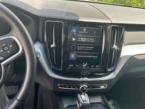 2020 Volvo XC60 T6 Momentum
